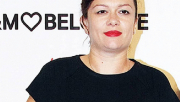 IVANA PETERS HITNO HOSPITALIZOVANA! Pevačica završila na operacionom stolu!