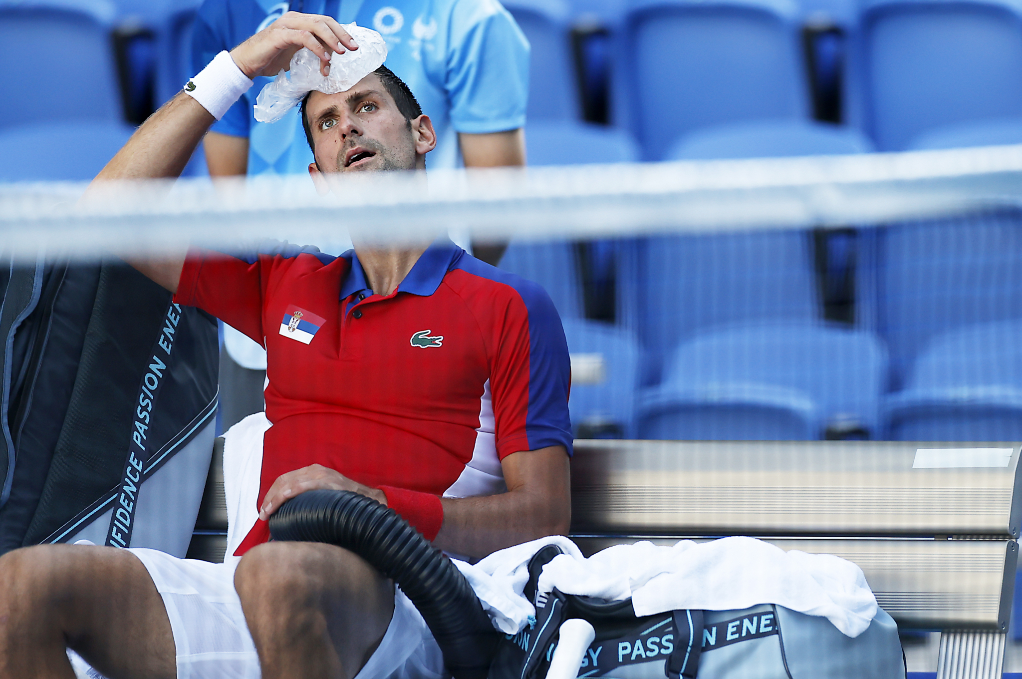 ĐOKOVIĆ BEZ ODLIČJA NA OLIMPIJSKIM IGRAMA! Novak odustao od miks-dubla u Tokiju!