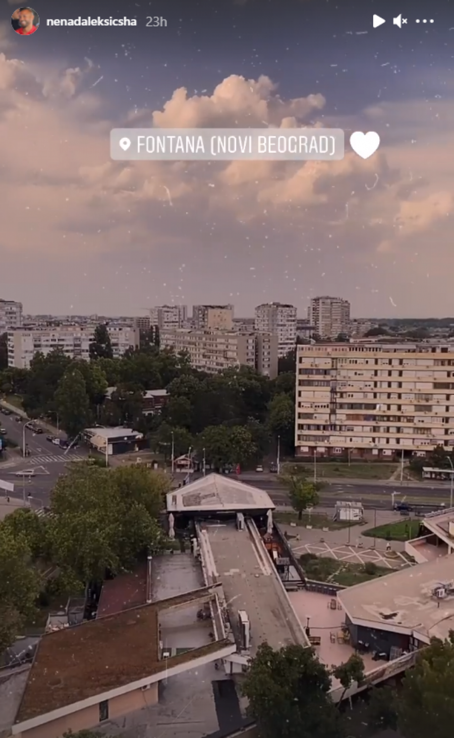 TARA I ŠA SE USELILI U STAN, A EVO I U KOJI! Nije mu dugo trebalo da zaboravi sve uspomene sa Ivanom!