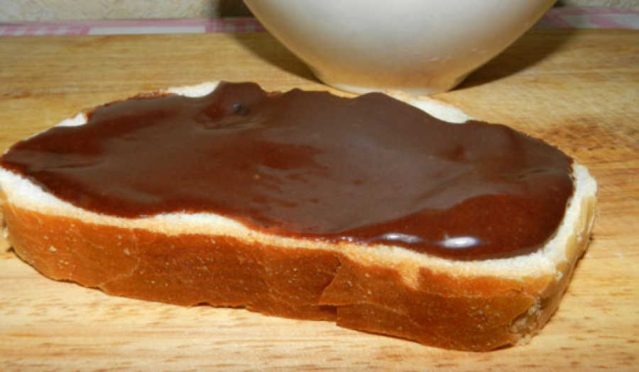 PRIPREMITE U SVOJOJ KUHINJI: Domaća Nutela je jeftinija, zdravija i ukusnija od kupovne!