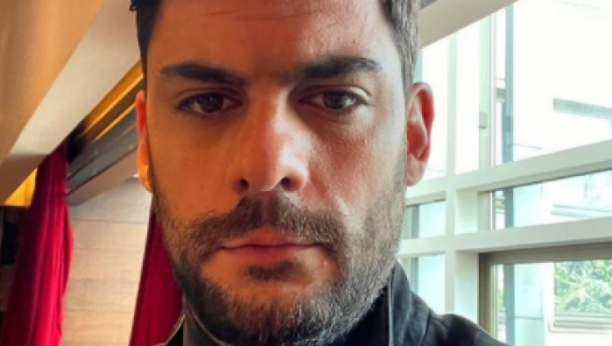 GLUMAC U ZAGRLJAJU OVE LEPOTICE Milan Marić dočekao zoru sa njom, a evo o kome je reč (FOTO)