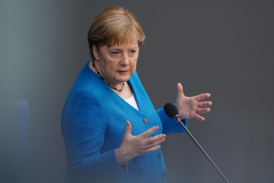 PUTINOVI KANCELARI Zašto nemački lideri biraju ruski gas iako je omražen: Šrederu doneo bogatstvo, Merkelova nije imala drugog izbora