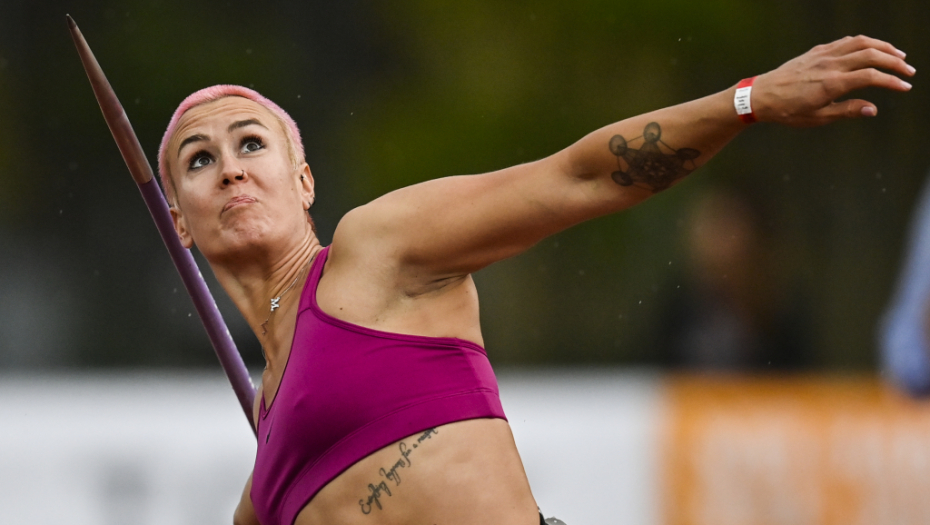 POKAZALA IZVAJANO TELO! Ostala je samo u tangama: Skinula se naša olimpijka, sve puca! (FOTO)