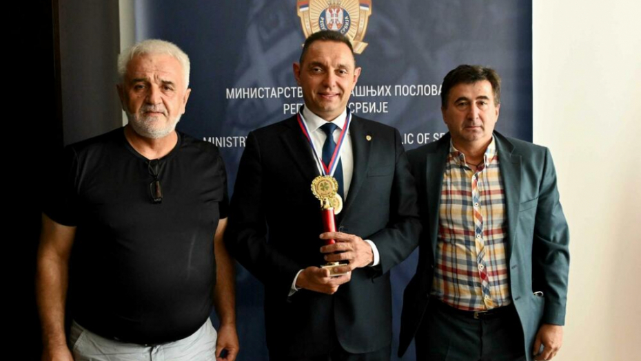 MINISTAR VULIN Oluja mora da se naziva pravim imenom, to je zločin i najveće etničko čišćenje!