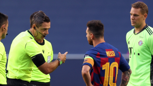 PRVI JE UPOTREBIO VAR Sudija koji je "potpisao" poraz Barselone 2:8 se penzionisao