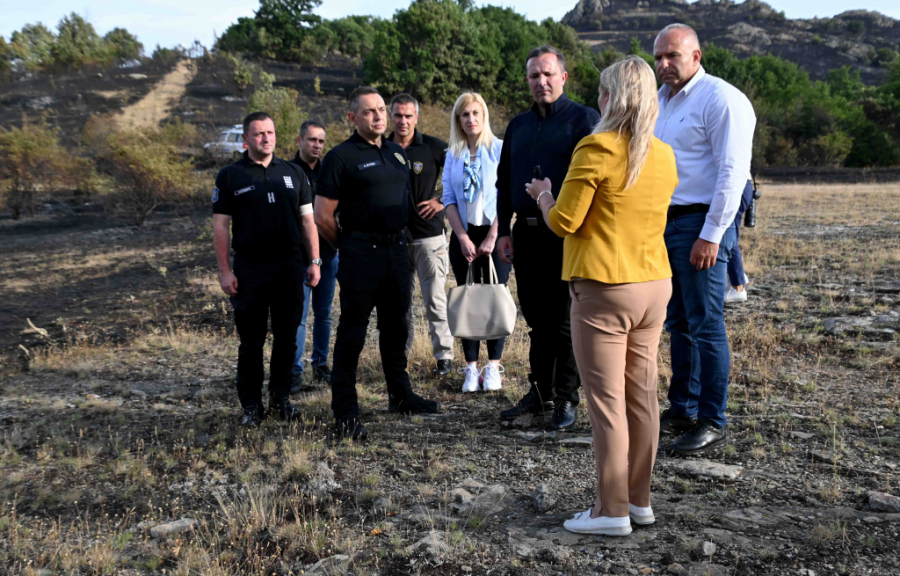 VUČIĆ IZDAO NAREĐENJE Učinite sve što je u našoj moći, poslate helikopterske jedinice (FOTO)