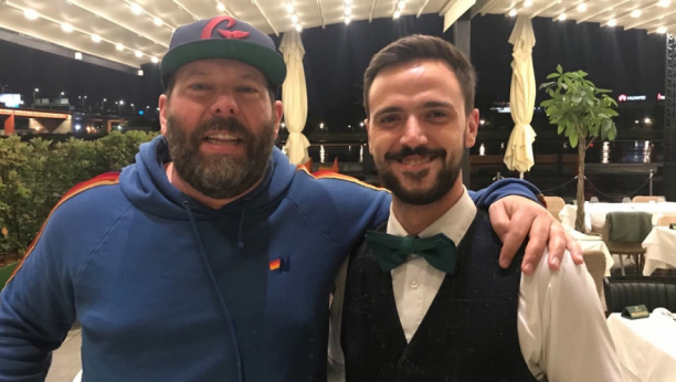 OSMEH SE VRATIO U GRAD! Čuveni komičar u poseti Beogradu i restoranu Supreme Steak