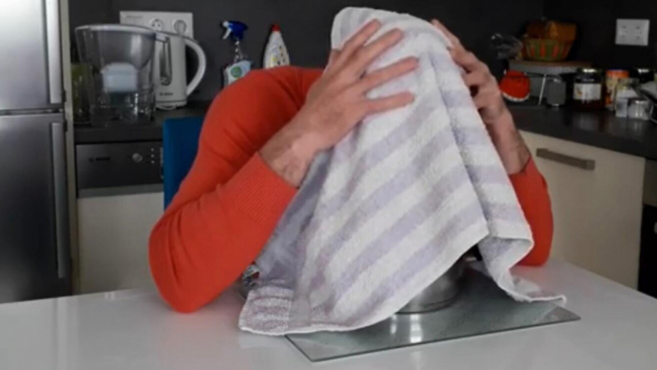 Lek za mnoge bolesti, koji blagotvorno deluje i na kožu: Probajte inhaliranje nad biljkama, na starinski način