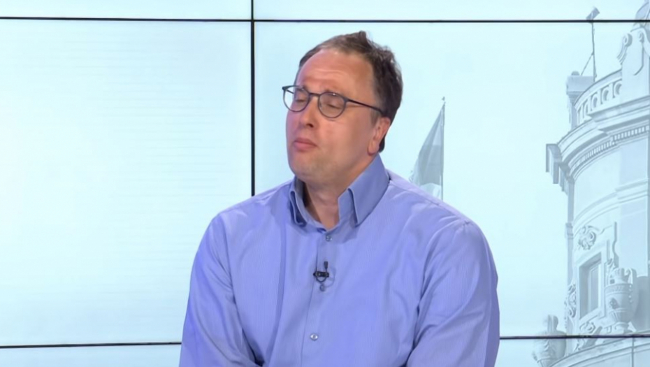 "NEZAVISNI" NOVINARI SAKRILI ISTINU! Nova S prevarila građane Srbije, dobili su odgovor koji im je zapušio usta!