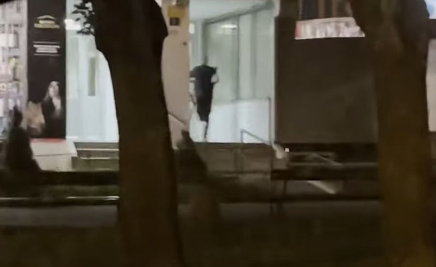 PAPARACO JE SVE UHVATIO! Ša sinoć nije prespavao tamo gde su svi očekivali, a evo gde je Tara!