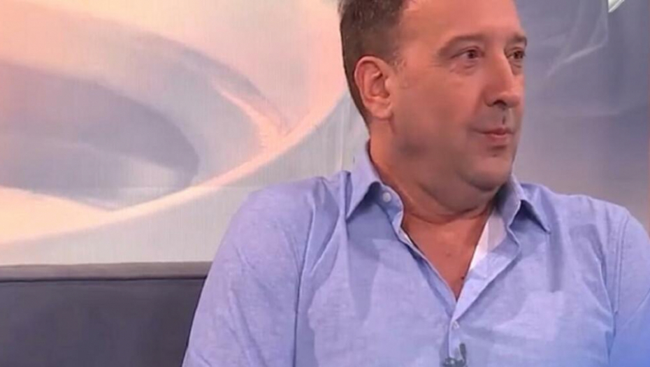 HARI OTKRIO NEPOZNATE DETALJE IZ ŽIVOTA: Novorođenčad su umirala u bolnici, otac me je strpao u kesu!