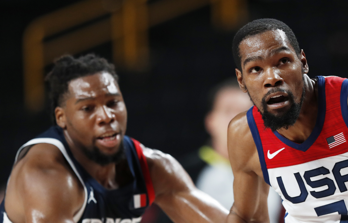 SKANDAL I DALJE POTRESA NBA LIGU Poznata po*no glumica brutalno napala NBA zvezdu, a sve zbog deteta (VIDEO)