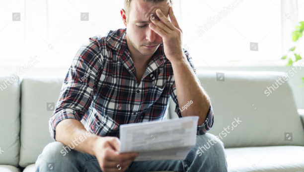 BANKE UZVRAĆAJU UDARAC Advokati poručili: Građani nemaju šanse