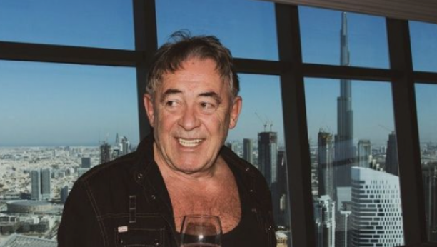 VARAO SAM LJUDE DA ZARADIM NOVAC Šok priznanje poznatog glumca Mime Karadžića, javnost ostala bez komentara