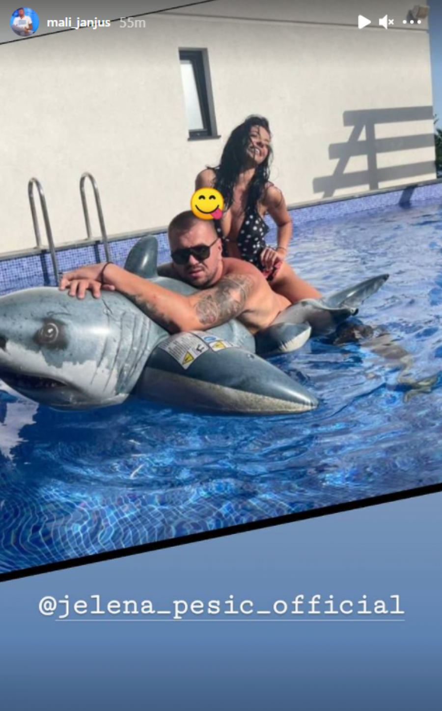 SAD JE S NJOM U ŠEMI?! Popularna zadrugarka zajahala Janjuša u bazenu, nova afera na pomolu?! (FOTO+VIDEO)
