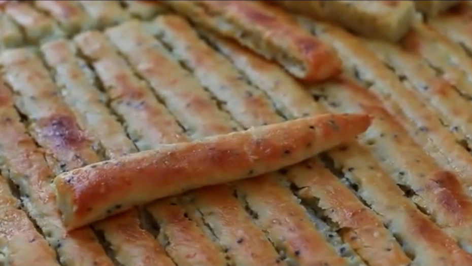 Pogačice, štanglice, perece: Napravite brzo pecivo sa sirom