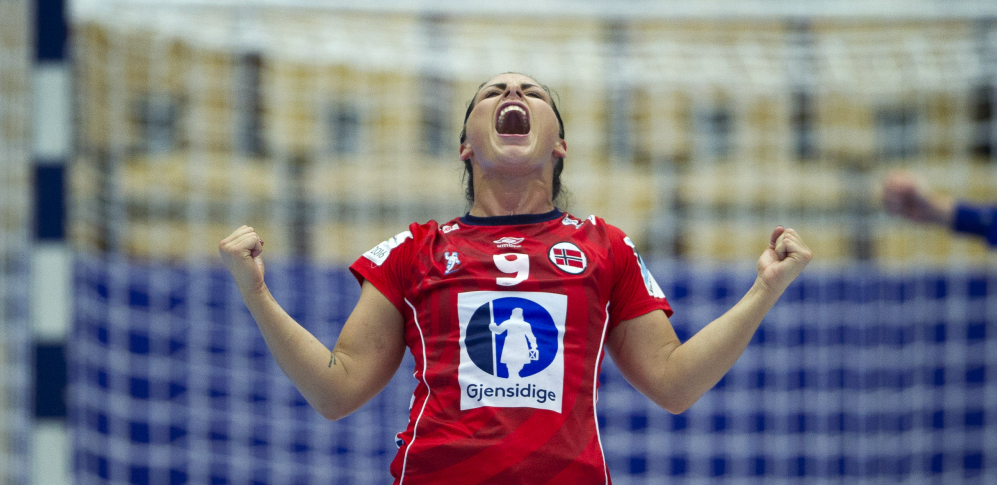 PUKAO JOJ FILM Sudije su najveće zlo!