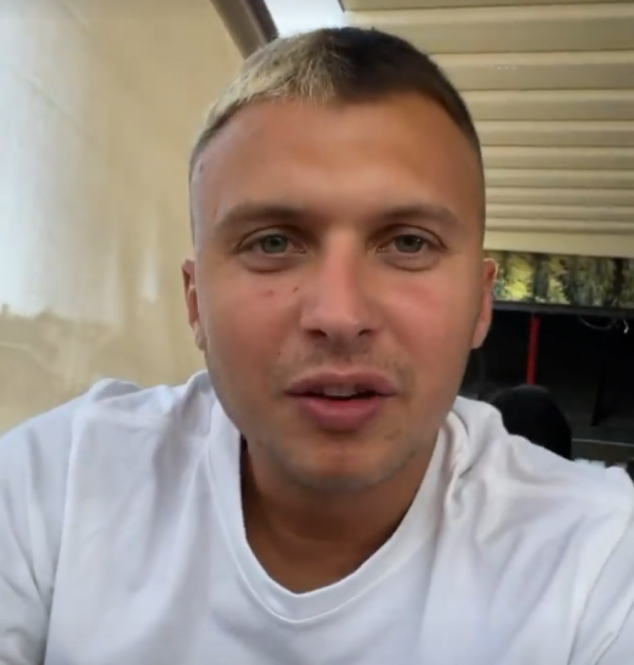 TREBAJU MU PARE ZA RENOVIRANJE KUĆE Stefan Karić iznenada ušao u 