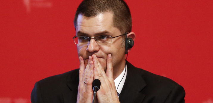 ISCURIO SNIMAK TAJNOG RAZGOVORA Predsednički kandidat Jeremića i Đilasa čovek koji se zalaže za ulazak Srbije u NATO (VIDEO)