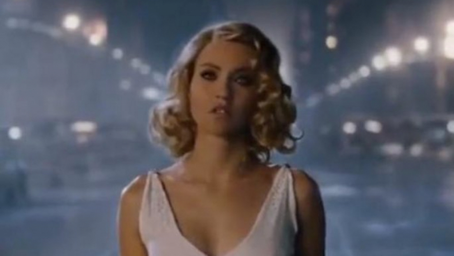 LICE I ZUBI SU KRENULI DA JOJ SE RASPADAJU OD DROGE! Poznata glumica prošla je kroz pakao zbog narkotika, a njena životna priča slama srca! (FOTO)