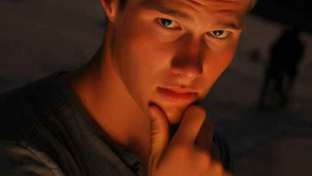 ŽENE, UNAJMITE MUŽA NA SAT-DVA! Oglas koji je šokirao Srbiju, ima nešto čemu se svi smeju