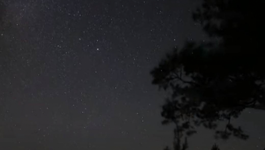ČEKA NAS MAGIČNA NOĆ Pogledajte nebo, očekuje nas kiša meteora