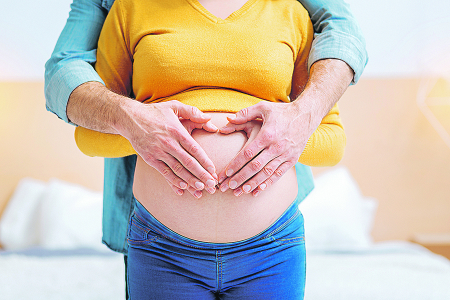 DALEKO OD OČIJU, ALI BLIZU SRCA  Uprkos udaljenosti partnera, veza može da opstane ako se oboje potrude