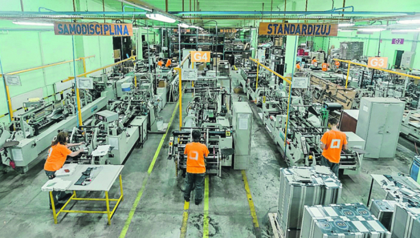 PRIVREDNICI OPTIMISTI Hiljade naših vrednih ljudi čekaju rast prometa, izvoza, ulaganja