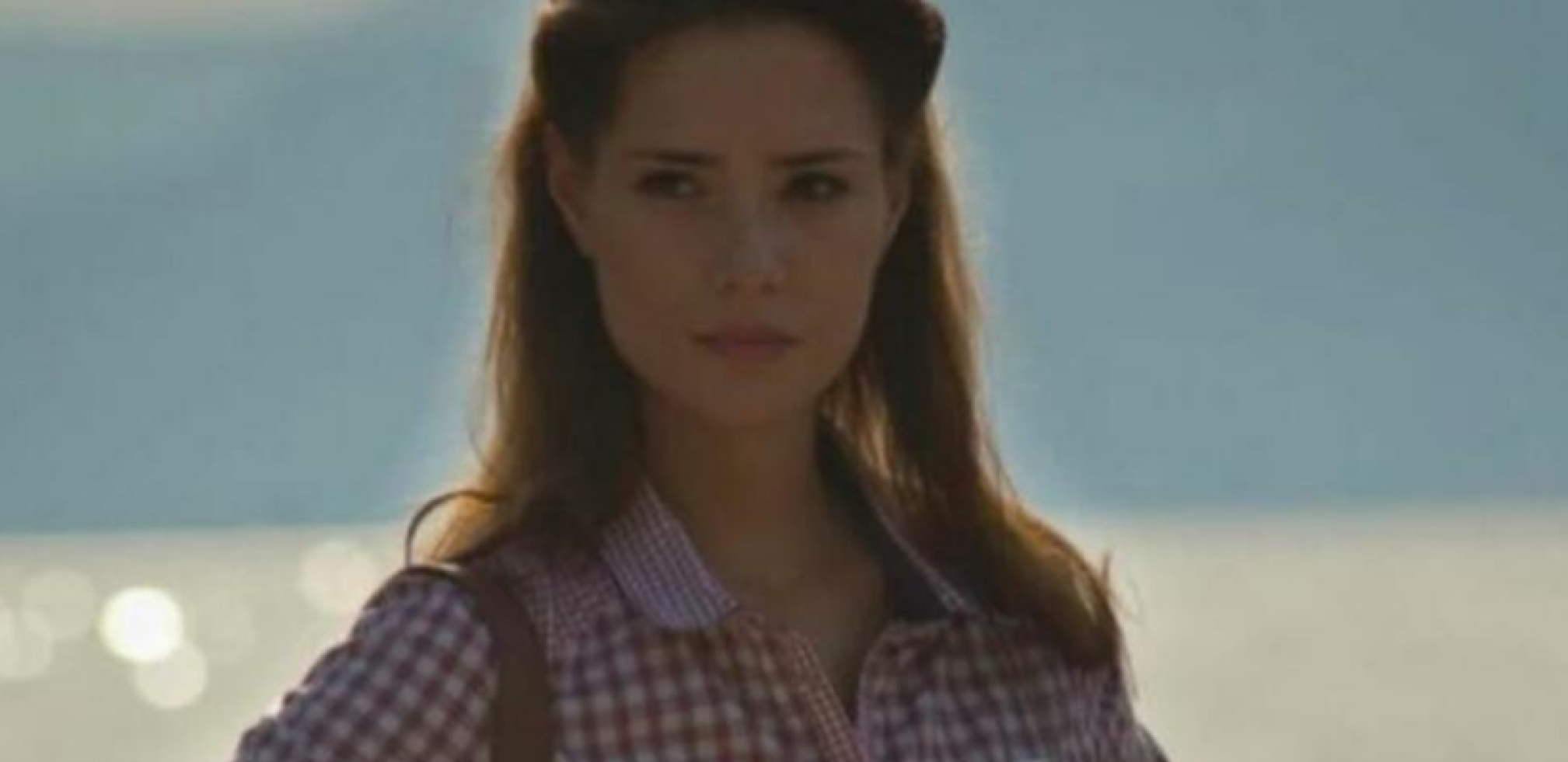 MI SMO PRIČA KOJA NIJE ZA JAVNOST Glumica Sanja Jovićević ljubi 20 godina starijeg kolegu, bio joj je profesor na fakultetu