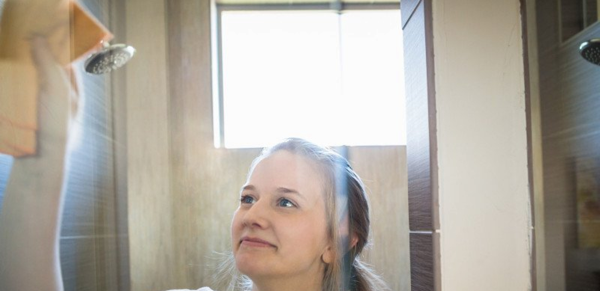 NIKAD LAKŠE OČISTITE TUŠ KABINU OD KAMENCA Ovaj sastojak pomoći će da izgleda kao da ste je tek kupili!