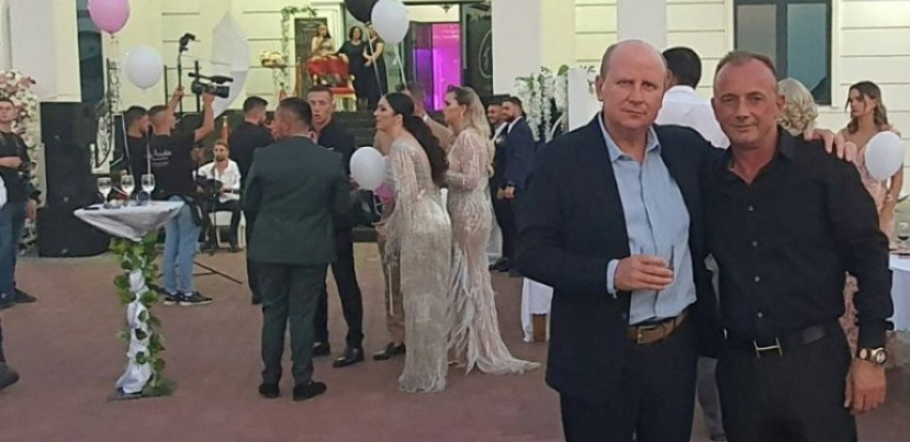 ŠOK I NEVERICA Đilasov kum na svadbi kod najvećeg KRADLJIVCA STRUJE u Srbiji, oštetio državu za milione