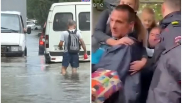 KATASTROFALNE POPLAVE U RUSIJI Stotine ljudi evakuisano, roditelji sa decom napuštaju domove(VIDEO)