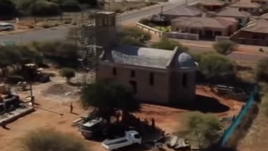 BOMBAŠ SAMOUBICA UBIO NAJMANJE 15 LJUDI! Još dvadesetoro je povređeno u Somaliji