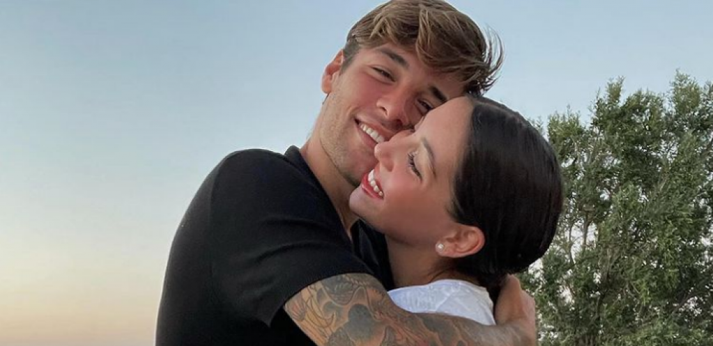 VERILA SE TRUDNA ĆERKA SINIŠE MIHAJLOVIĆA Fudbaler nije štedeo za prsten!