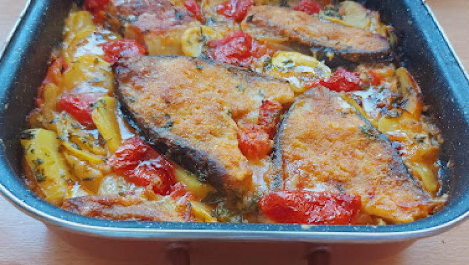 OMILJENO SRPSKO JELO: Posni đuveč iz rerne, dijetalno, sočno zadovoljstvo (VIDEO)