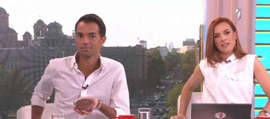 ODMORAN I PREPLANUO! Filip Čukanović se vratio u studio, a sačekalo ga je iznenađenje koje definitivno nije očekivao! (FOTO)