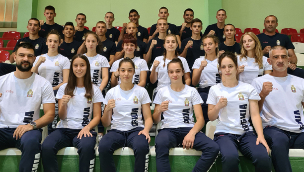 KROZ RUŽU VETROVA DO NOVIH MEDALJA Boks reprezentativci se pripremaju na Zlatiboru