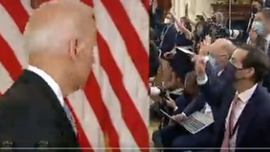 PROČITAO TEKST SA IDIOTA, PA OKRENUO LEĐA NOVINARIMA Bajden nije dozvolio pitanja o situaciji u Kabulu (VIDEO)