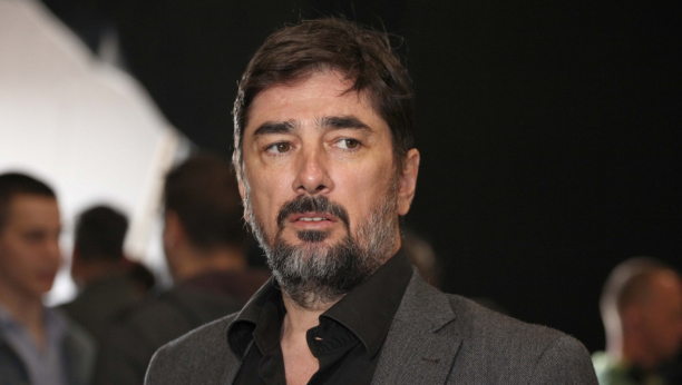 PRE SLOBODE MIĆALOVIĆ LJUBIO VODITELJKU Ovo je prva supruga Vojina Ćetkovića (FOTO)