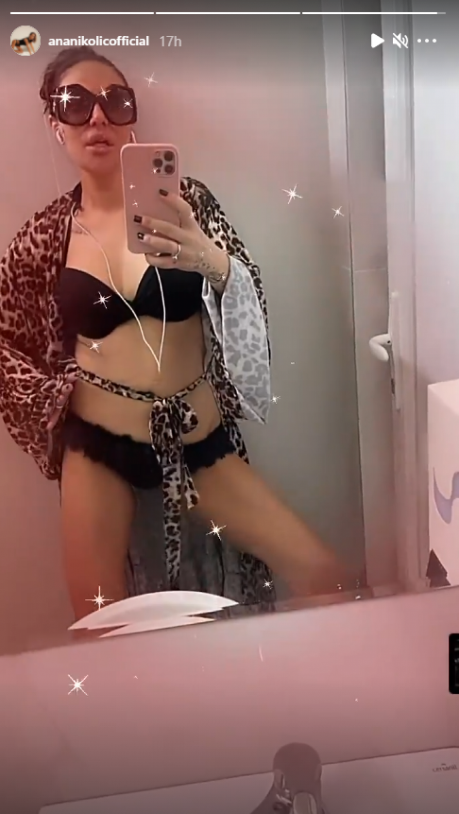 ANA NIKOLIĆ SMRŠALA ČAK 50 KILOGRAMA Evo kako je pevačica uspela da vrati liniju, jedna stvar je bila ključna