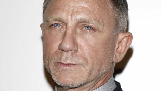 TEŽAK JE 160 MILIONA DOLARA! Poznati glumac ne želi deci da ostavi ni dinara, potrošiće sve pre smrti, a razlog je bizaran!