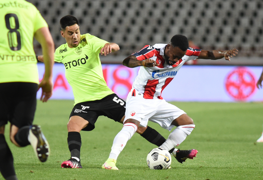 KABADAHIJA, OD DOMAĆIH IGRAČA SE RAZLIKUJE SAMO PO PRIMANJIMA! Legenda Zvezde udarila po Kangi!