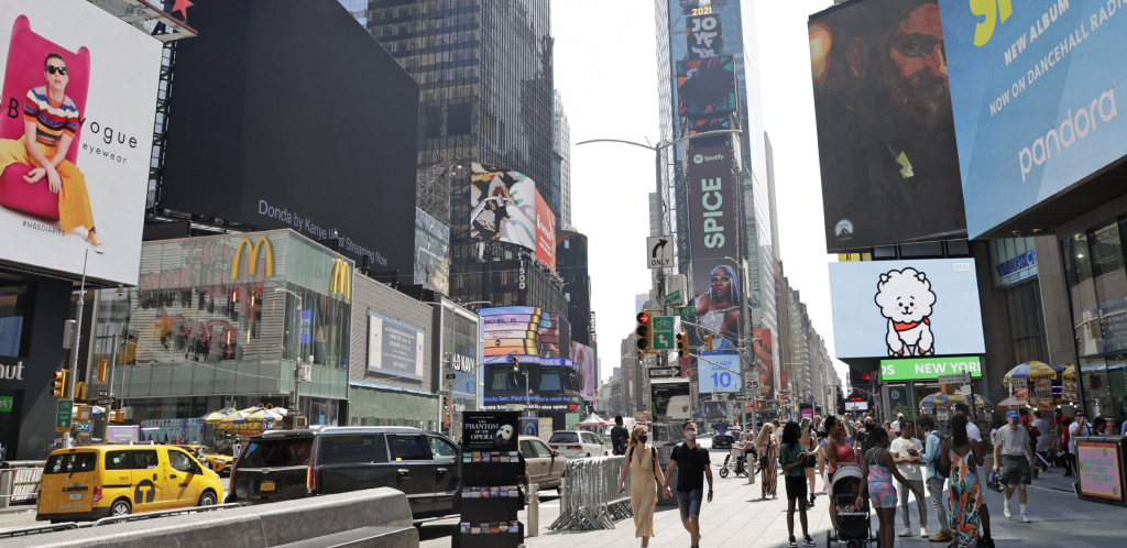 POSLE DVE GODINE PAUZE Doček Nove godine na Tajms skveru u Njujorku - bez ograničenja!