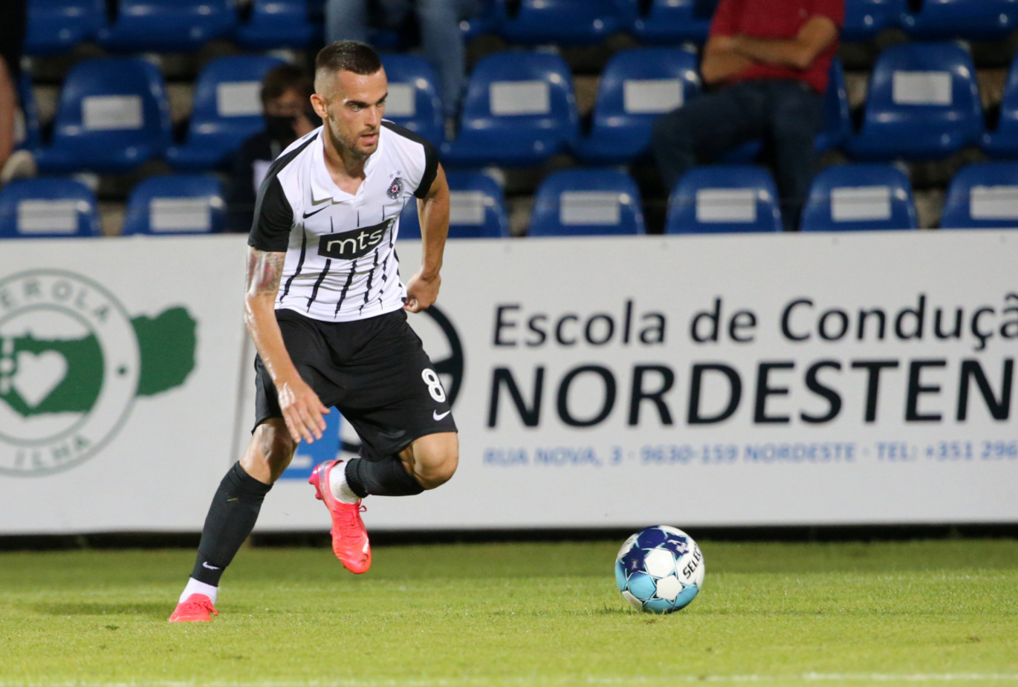 OPROŠTAJ OD PARTIZANA Reprezentativac Mađarske rekao zbogom crno-belima: Želim da igram i dajem golove