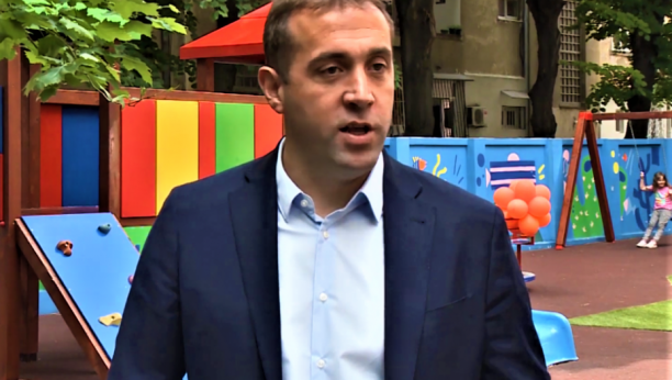 VAKCINISANO 50 ODSTO RADNIKA U ŠKOLAMA I VRTIĆIMA Gak: Nisam zadovoljan!