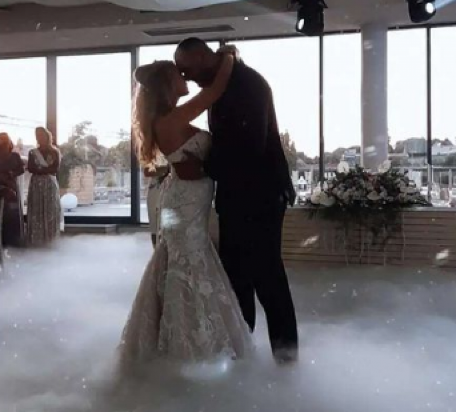 IZNENADILA JE SVE! Maja Marković se juče udala za Alena Hadrovića, a evo da li je uzela njegovo prezime! (FOTO)