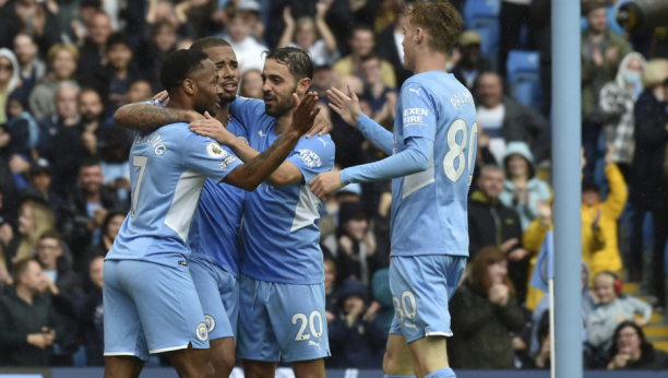 SITI DOMINATNO DO PRVE POBEDE! "Građani" petardom ponizil Norič, fantastičan meč Lidsa i Evertona!