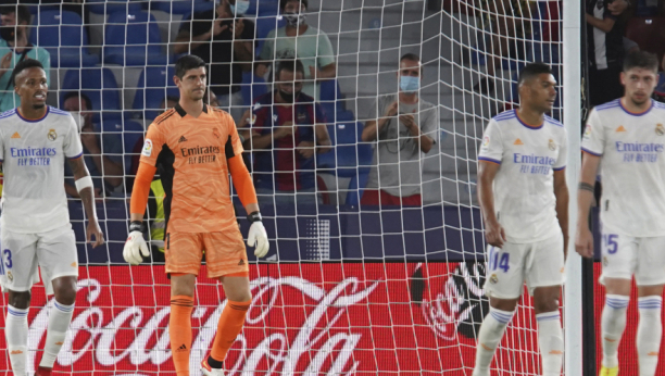 KADA IGRA REAL, LUDNICA JE ZAGARANTOVANA! Štoper glumio golmana, Madriđani jedva izvukli živu glavu! Jović se nije naigrao! (VIDEO)