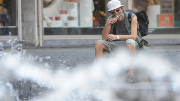 NASTAVLJA SE LETNJI ŠOK, TEMPERATURE RASTU I NAREDNIH DANA Lekari uputili ozbiljne savete kako se ponašati