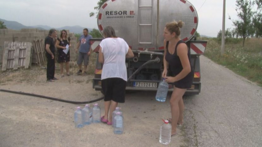 A POSLE POPLAVA - EPIDEMIOLOŠKA KATAKLIZMA! Ovo su saveti kako da se ZAŠTITITE OD ZARAZE!